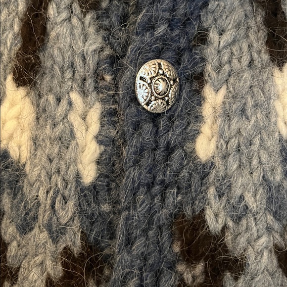 Alva Knit Icelandic 100% New Wool Knit cardigan fair isle pattern cardigan - Picture 5 of 8